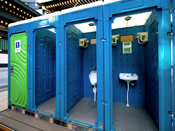 Best Porta potty delivery and setup  in Mason City, IA
